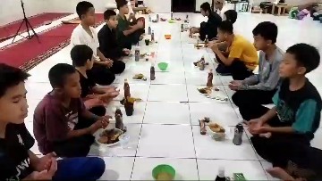 Kepedulian Pesantren Ibnu Jauzi terhadap Pendidikan Anak Yatim melalui Program Beasiswa